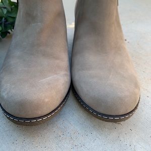 dansko leanna bootie